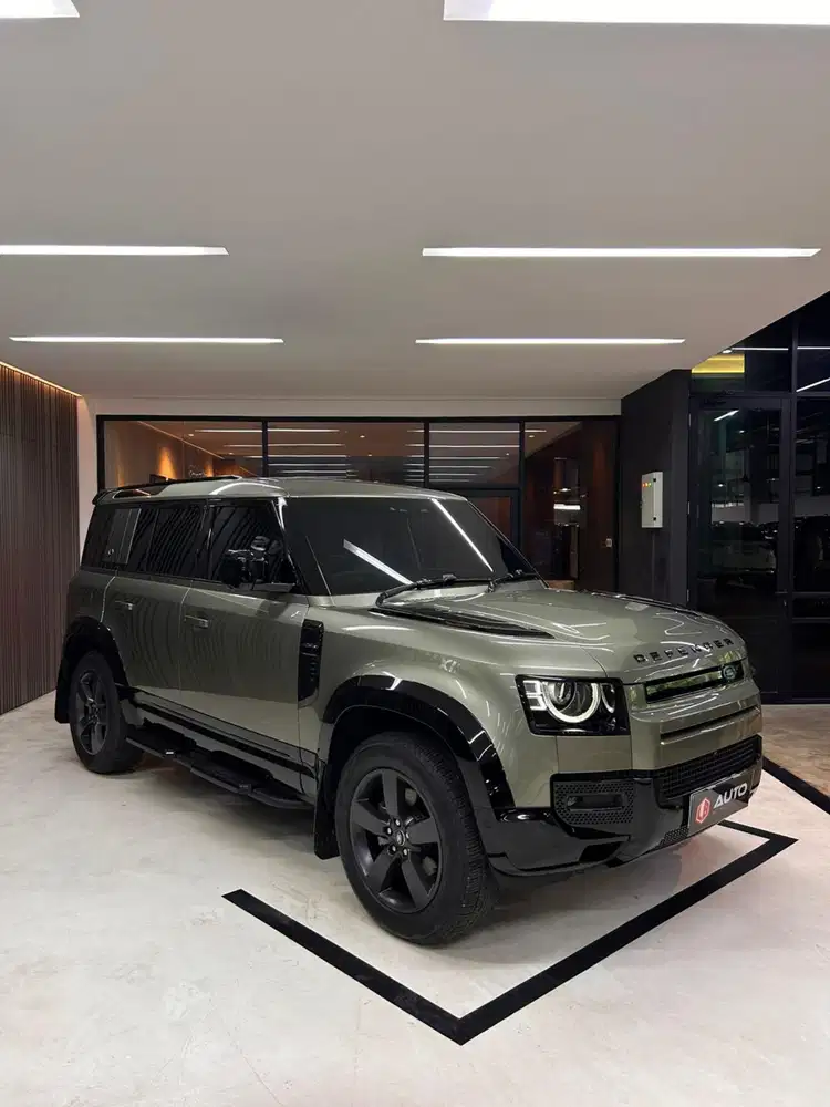Land Rover Defender 110 2.0L 300PS SE 2025 Hijau B808NKA Nik 2023