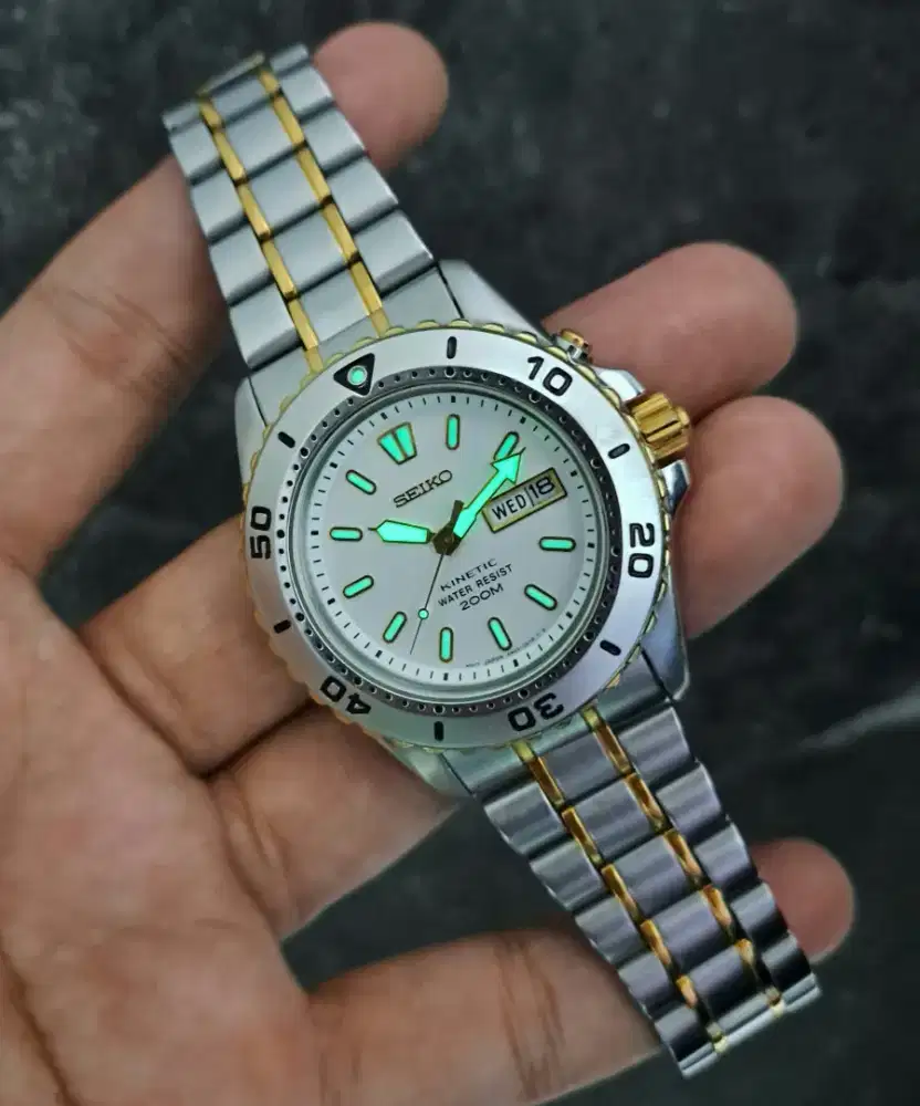 Seiko diver kinetic 200m