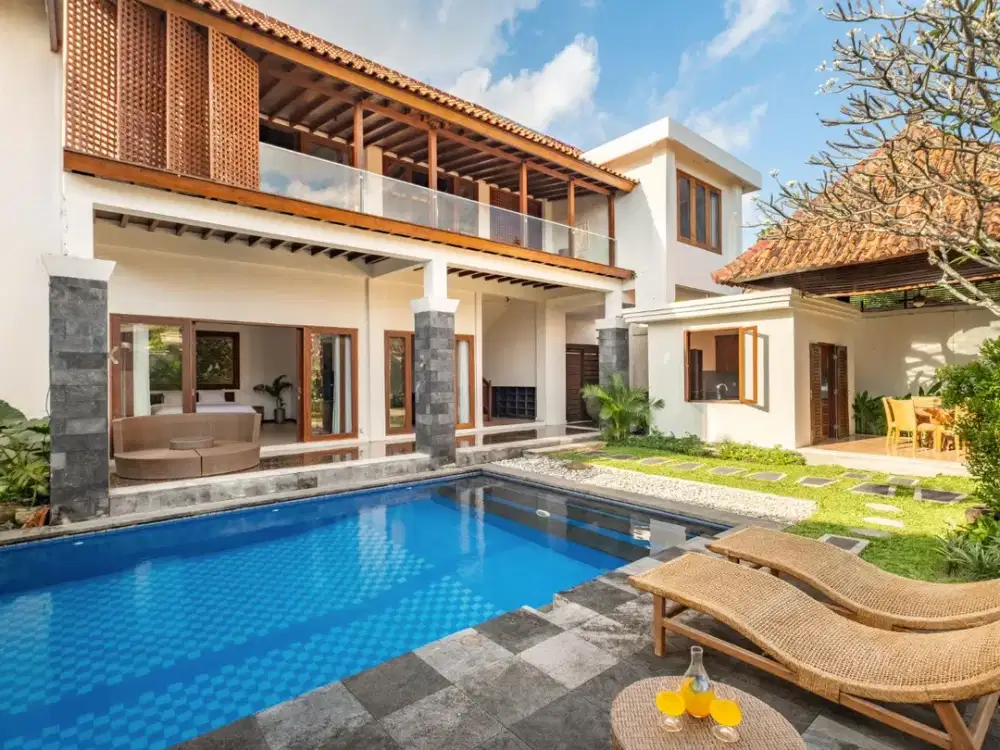 Villa Bumbak Umalas Kerobokan Badung-Bali Lingkungan Villa