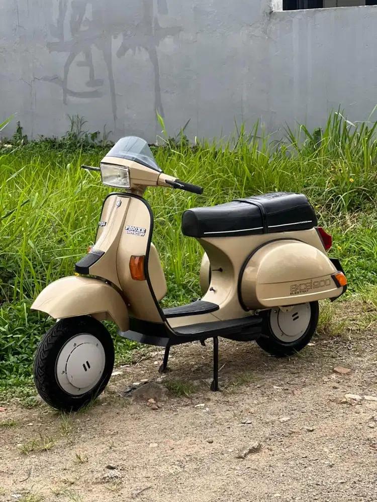 Vespa Excel 200cc 1990 P200XE Full Restorasi lengkap plat B