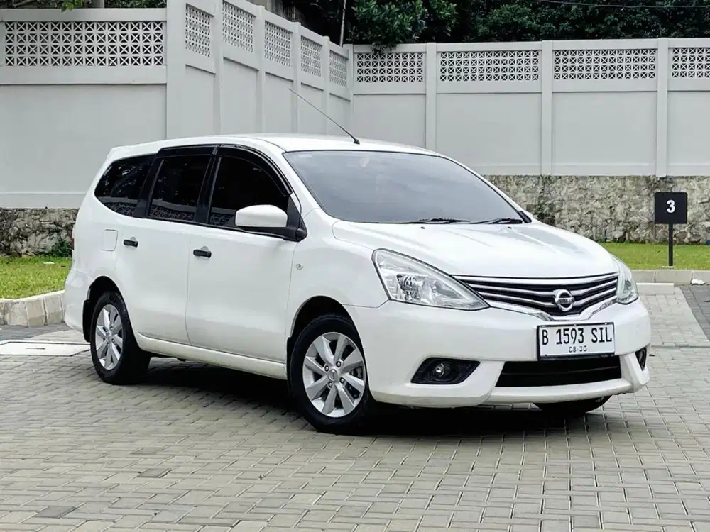 MOBIL SEGER ABIS |NISSAN GRAND LIVINA 1.5 SV MATIC BENSIN 2014/2015