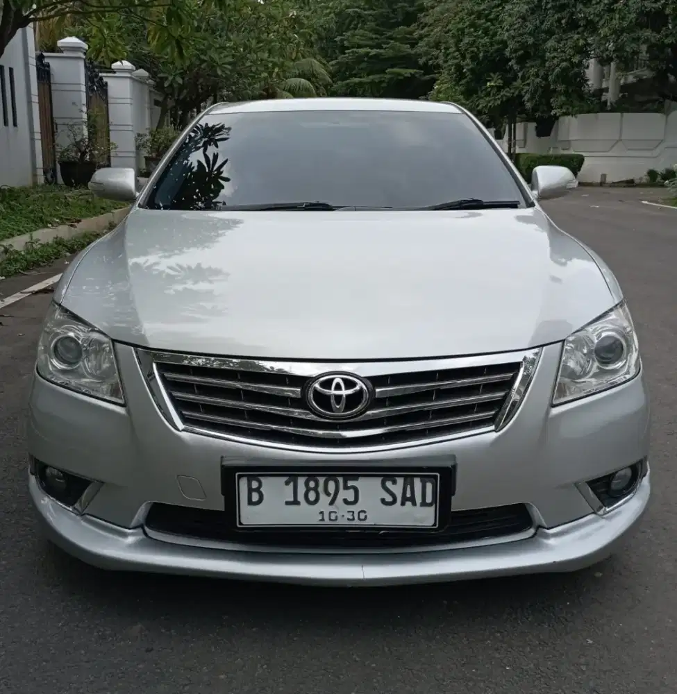 Toyota Camry 2.4 G AT 2010 Silver Istimewa Skali Sgt Trawat Siap Pakai