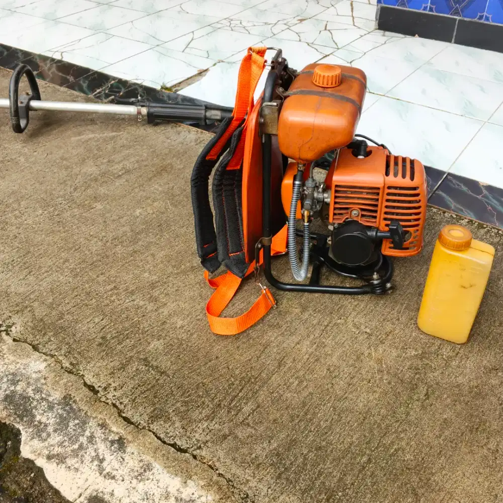 Mesin Potong Rumput, kondisi normal, sehat, tinggal pakai