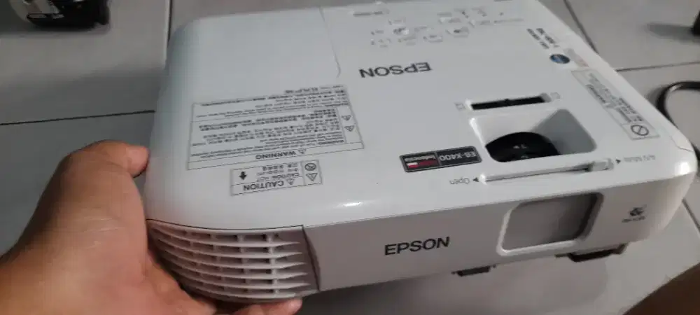 Proyektor epson X400