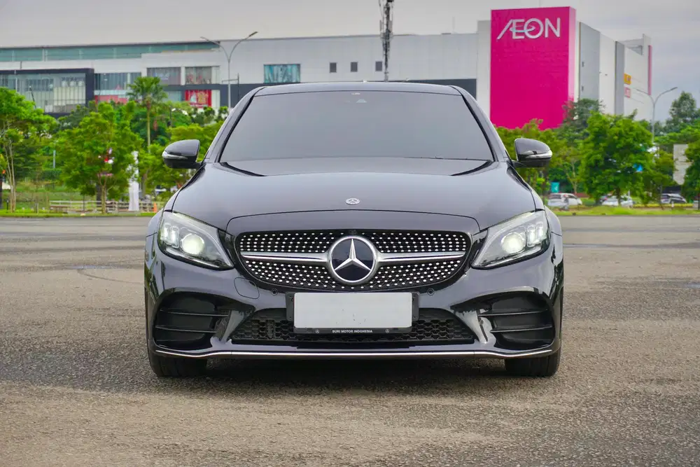 Mercedes Benz C300 
W205 Facelift AMG 2019