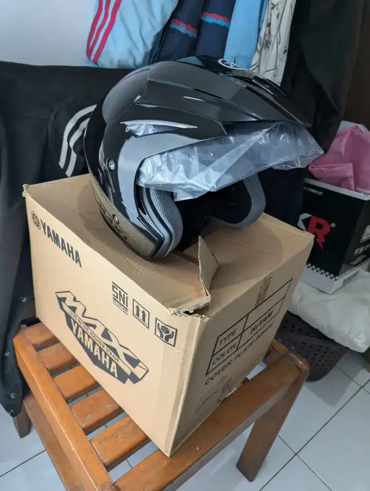 Helm Bawaan Yamaha Maxi Nmax Half Face Halfface
