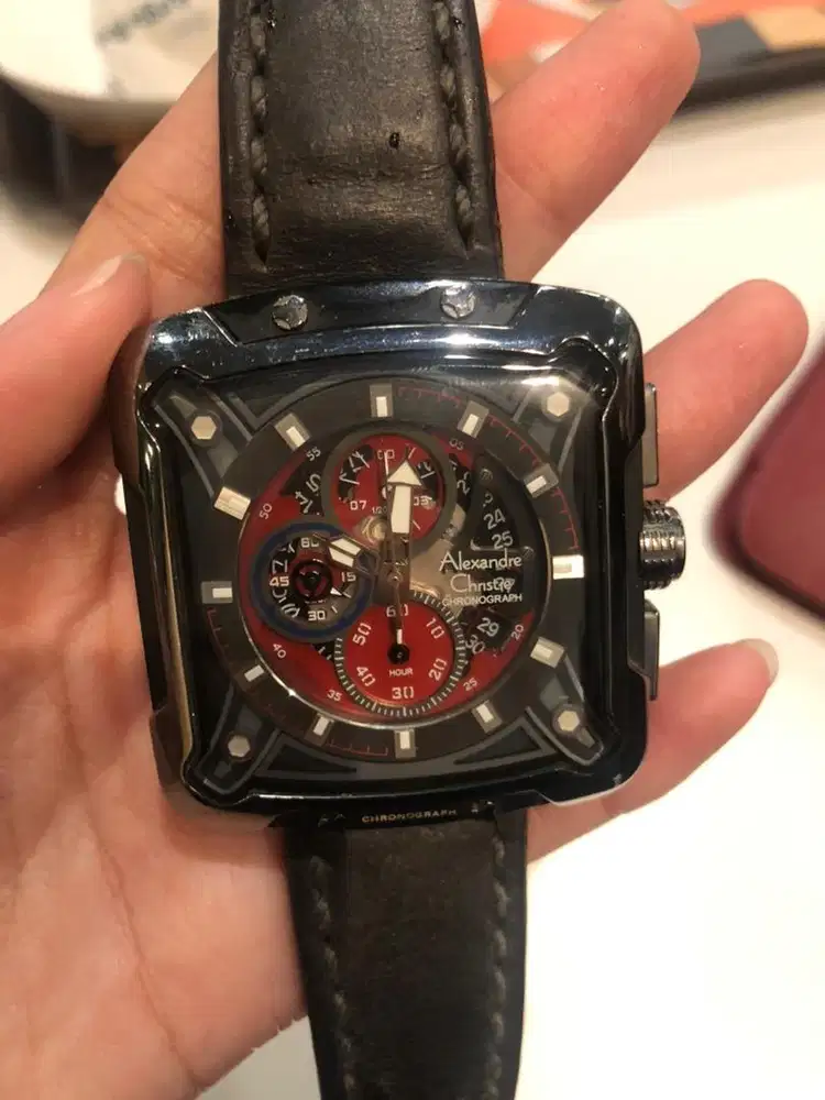 DIJUAL JAM ALEXANDRE CHRISTIE