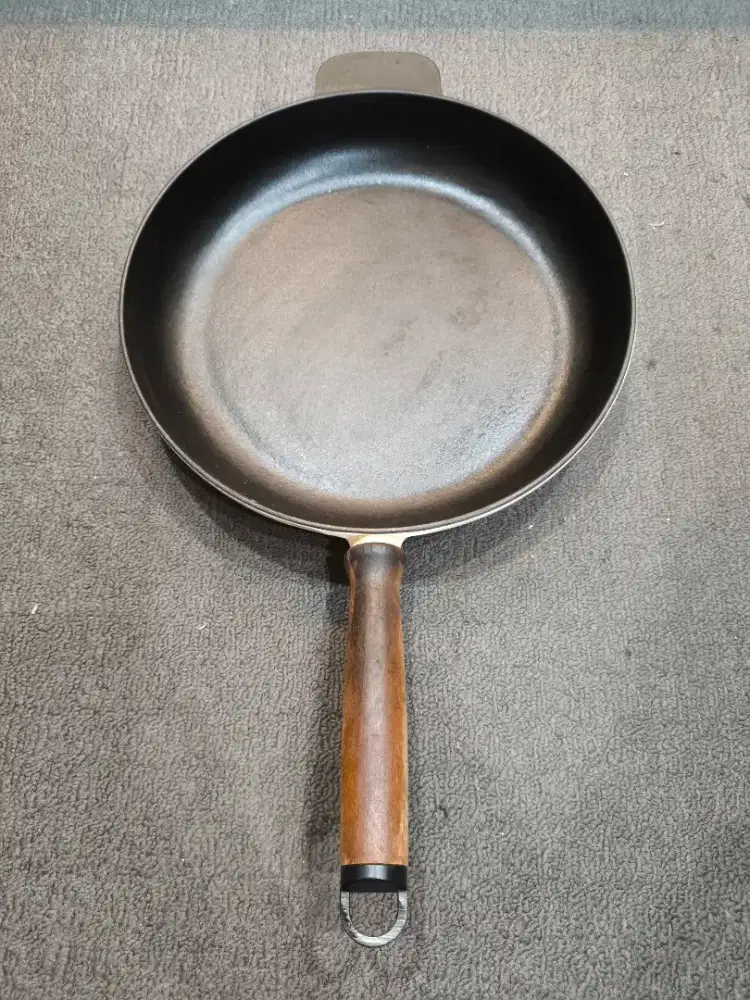 PANCI WAJAN BESI ANTI LENGKET BERAT 2,8 KG PRELOVED