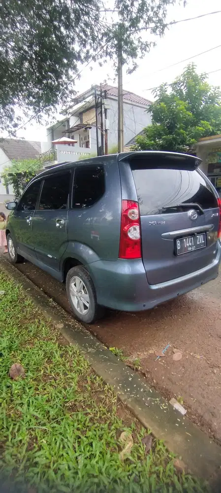 Daihatsu Xenia 2010 Bensin
