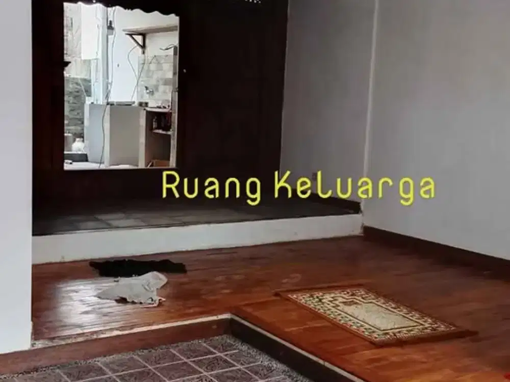 Rumah Nyaman Strategis di Setraduta
