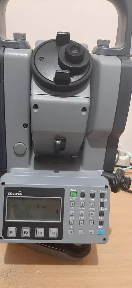 Theodolite total station topcon Gowin TKS 202 kondisi bagus