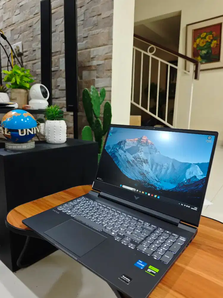 Laptop HP Victus 15 RTX4050 I5 13420H x rog tuf msi nitro