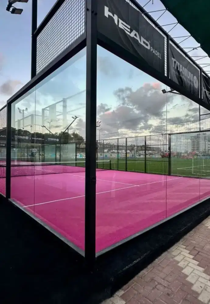 Lapangan padel dan mini soccer