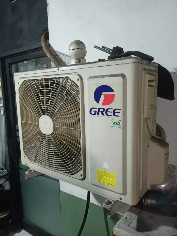 AC gree 1pk lowwat, termasuk pasang