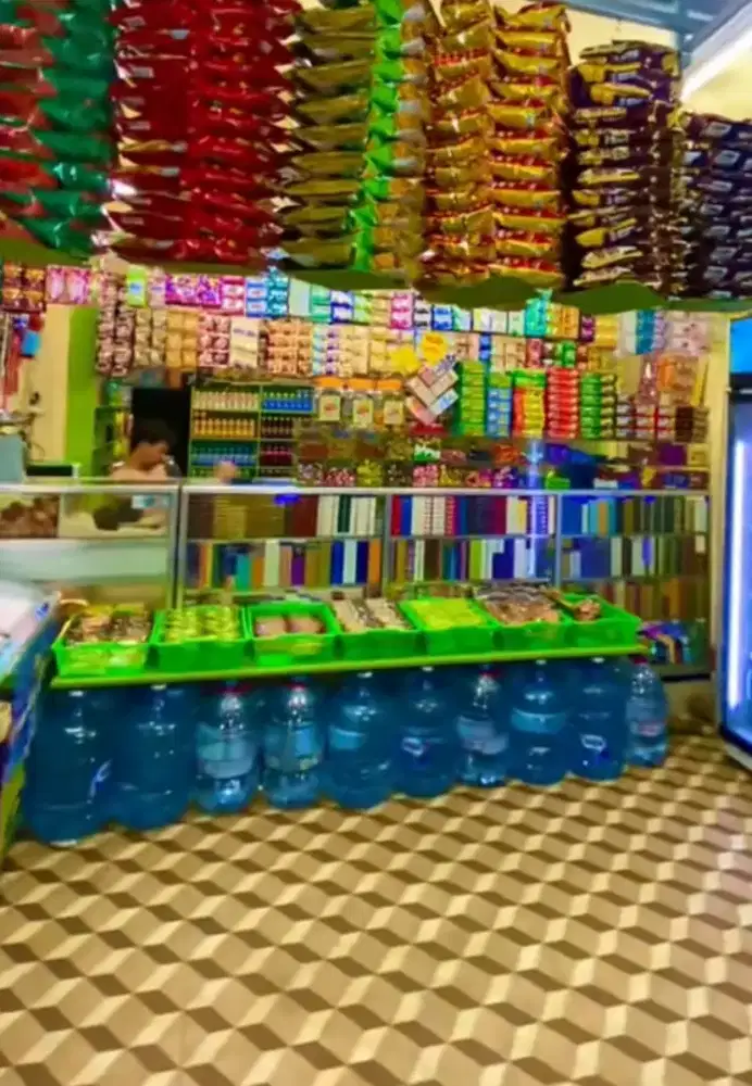 lowongan kasir laki laki