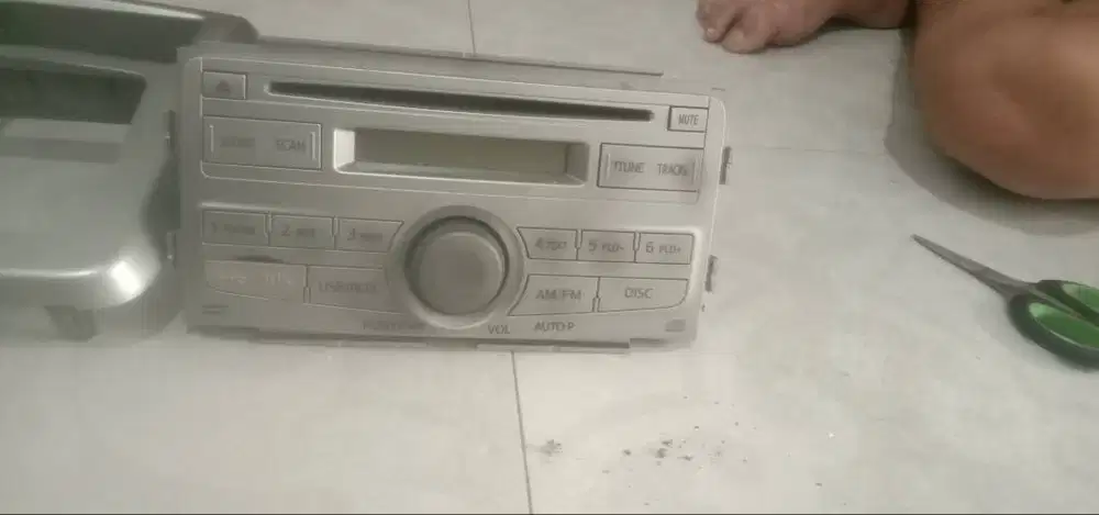 Headunit Agya 2016+Bracket