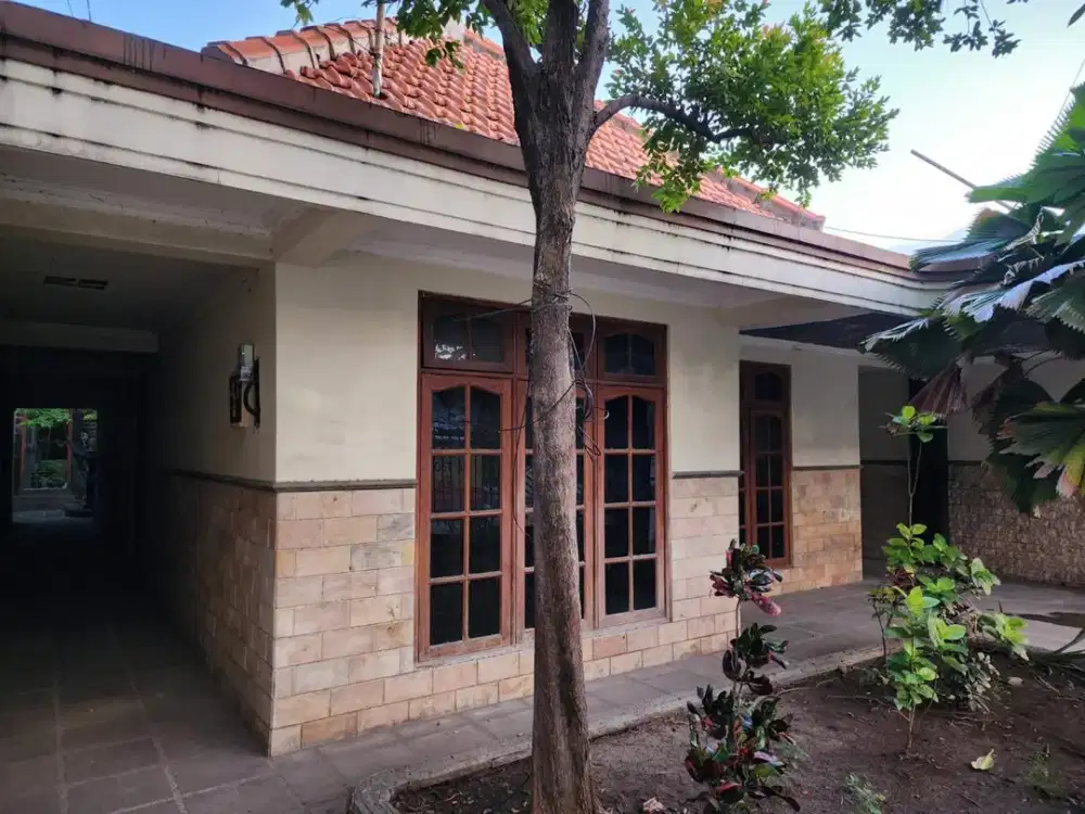 Dijual Rumah Kost Strategis, Murah Ekclusive di Bratang Surabaya