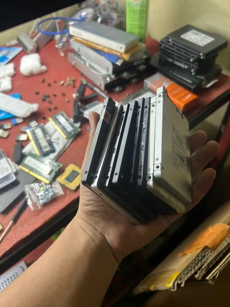 BELI KOMPUTER ALL IN ONE LAPTOP PC