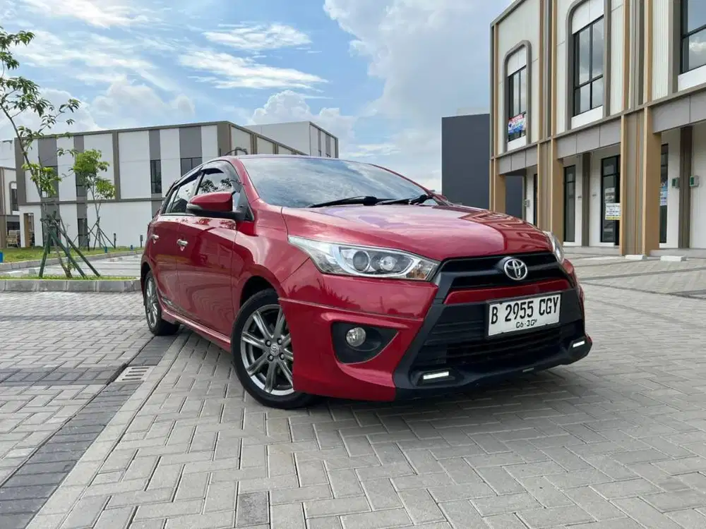 Toyota Yaris S Trd 2015 LIKE NEW TGN 1 DARI BARU LOW ODO ASLI