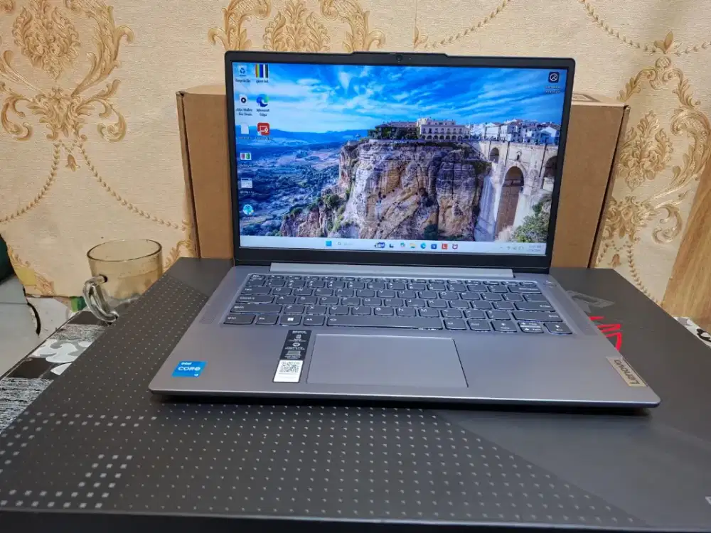 Laptop Lenovo Ideapad Slim 3 14-IRU8 Garansi Masih Tersisa 21 Bulan