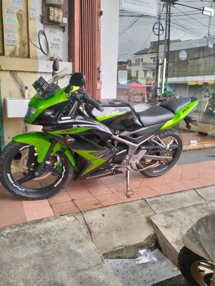 Jual motor ninja rr thn 2015