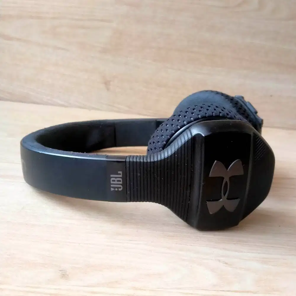 JBL x Under Armour Sport Wireless On-Ear Bluetooth Headphone – Origina