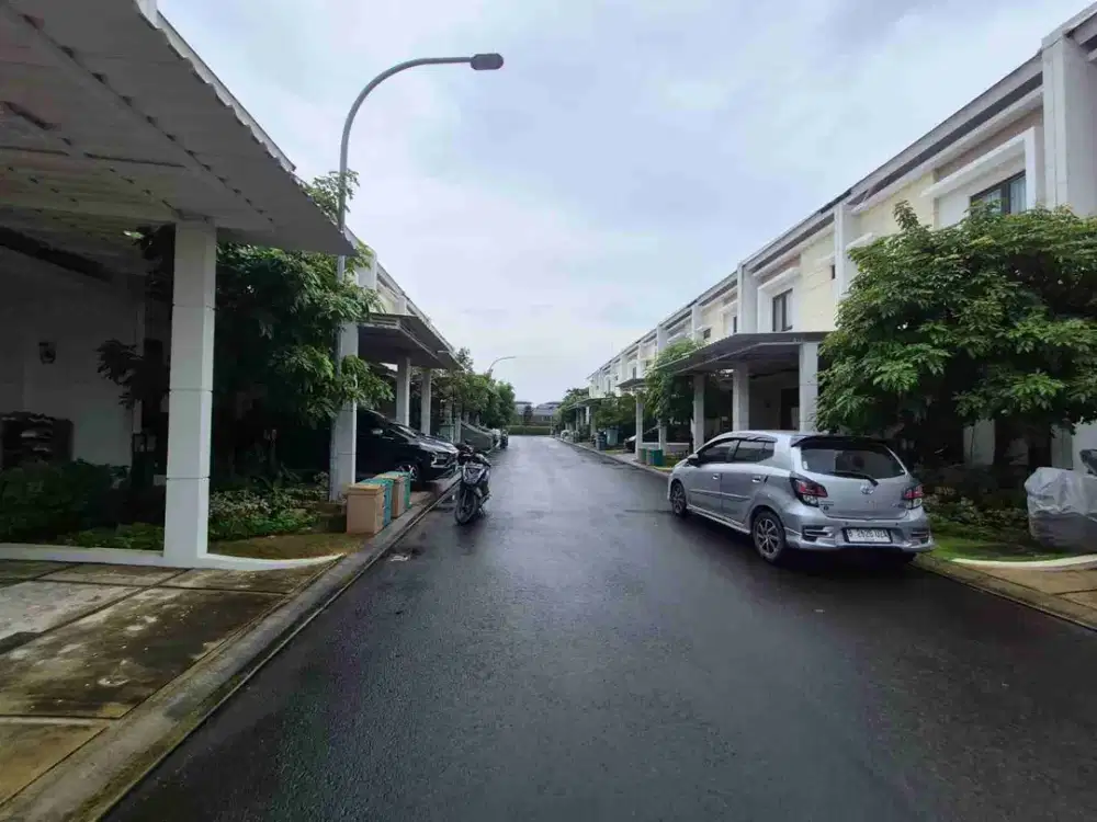 Di Jual Rumah Bagus dan rapi di Cluster Burgundy Residence Sumarecon Bekasi