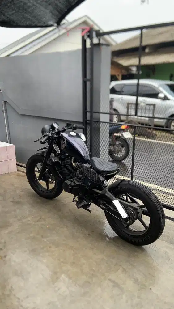 YAMAHA CUSTOM 150CC