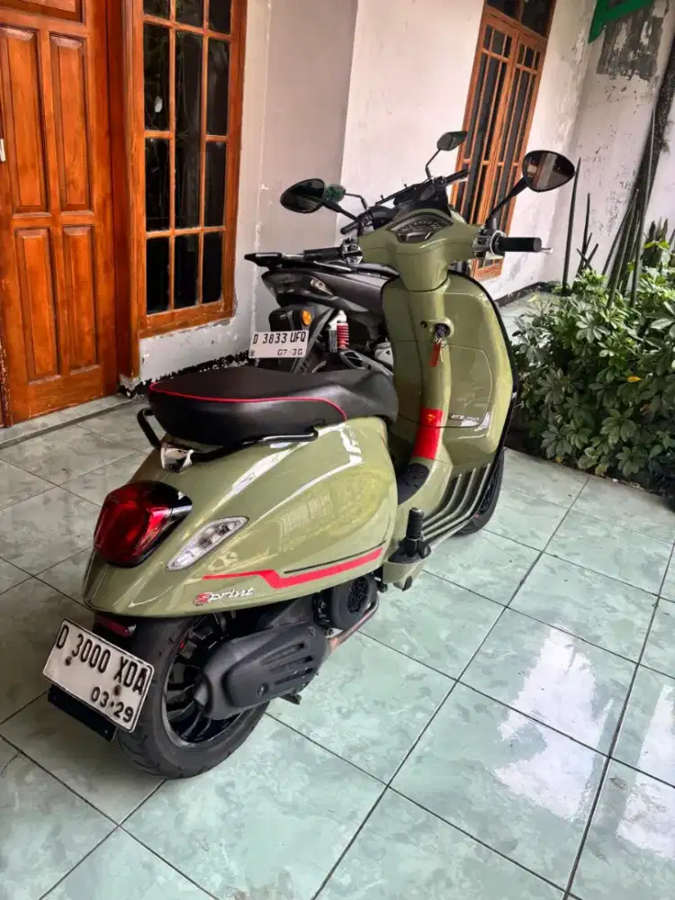 Vespa sprint iget 150 abs, mulus low km