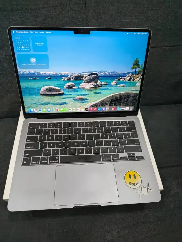 Macbook M2 8/256 fulset