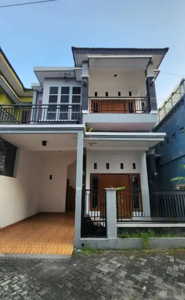 Rumah 2 lantai di area Tamansiswa Mergangsan Yogyakarta