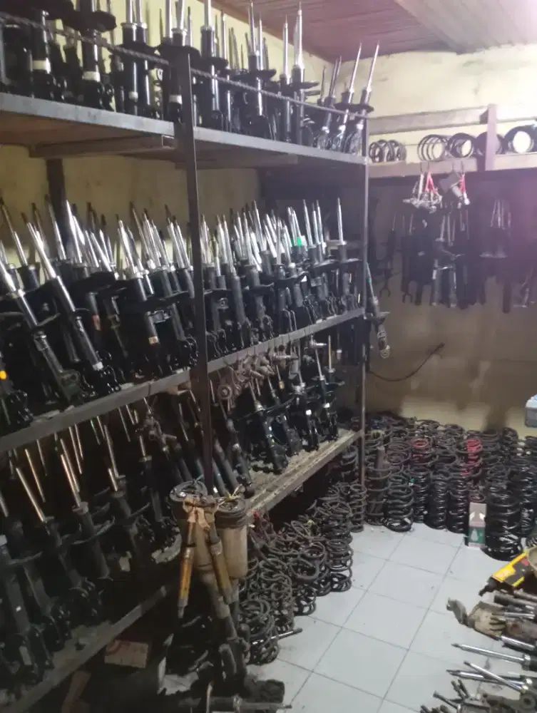 SHOCKBLEKER&KAKI KAKI MOBIL.