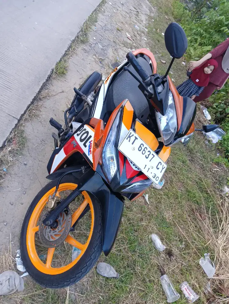 Honda Blade 125cc orange standar