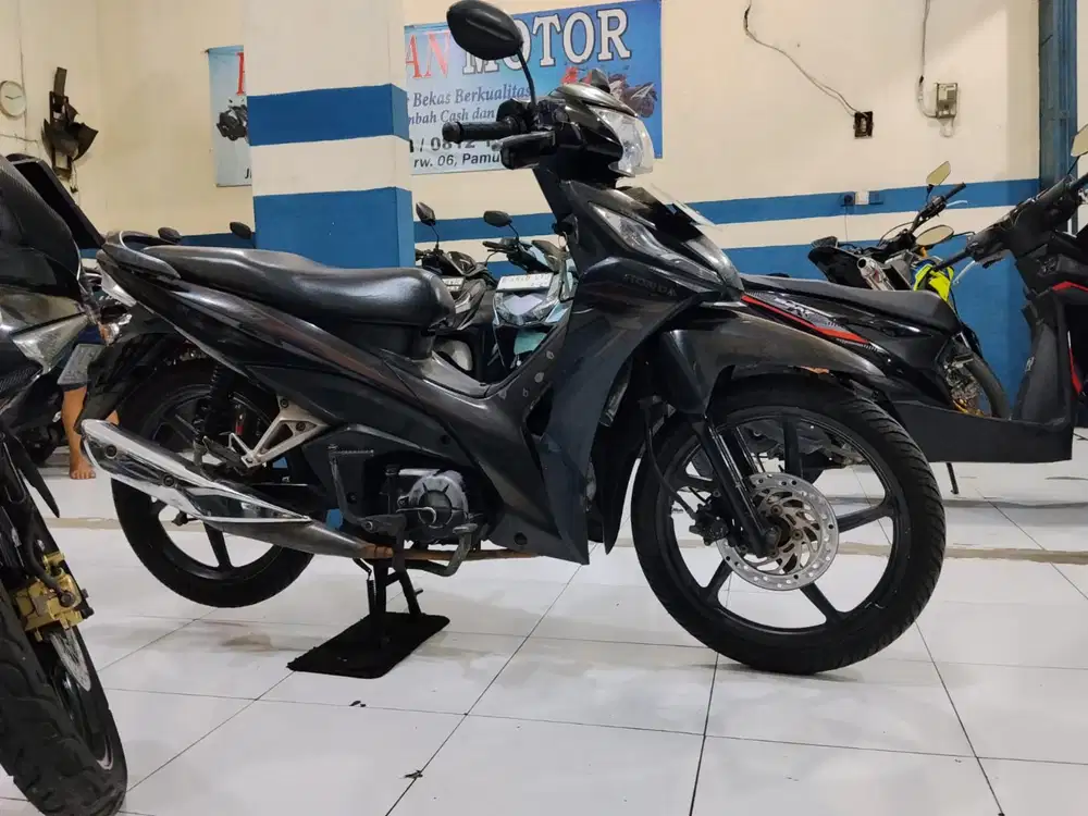 Di Jual Honda REVO FI 2014 Siao Pakai