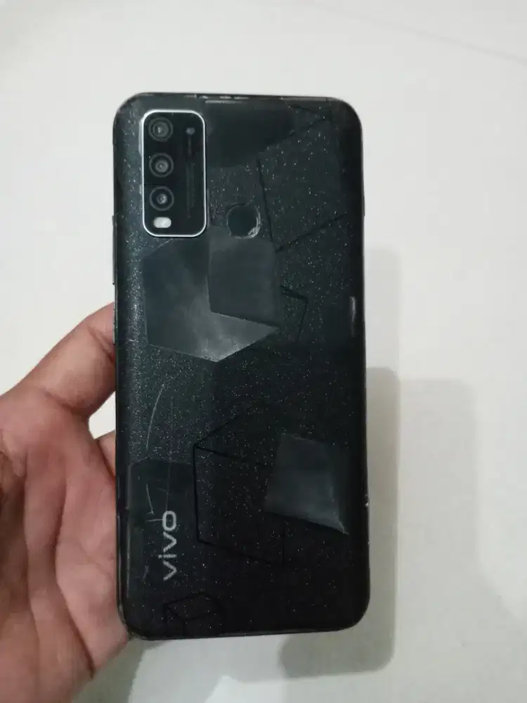 Vivo Y30 ram 4/128gb normal poll