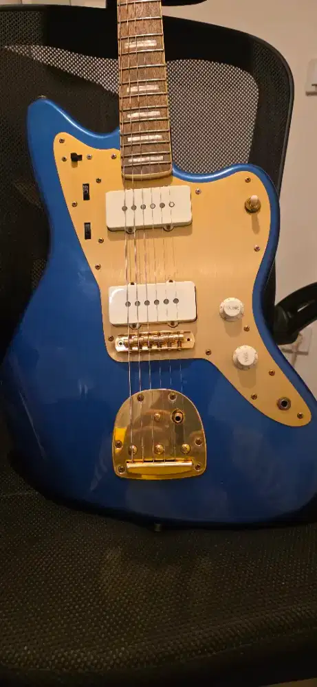 Jual Gitar Squire Jazzmaster Original