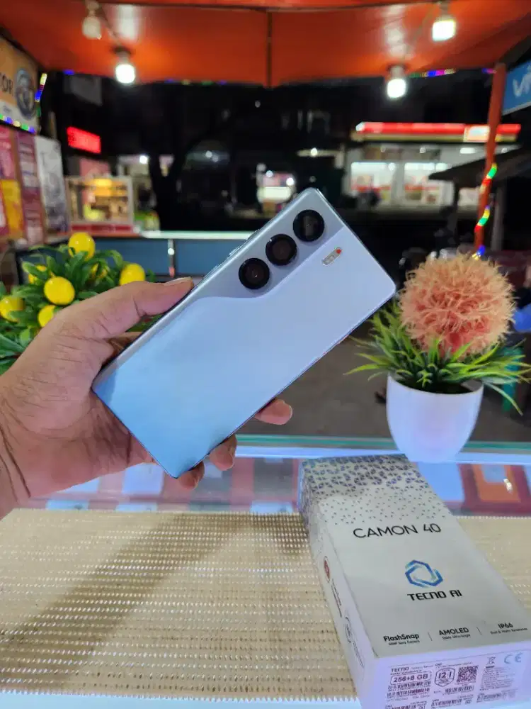 Tecno Camon 40 Ram 8+8Gb/ 256Gb Pemakaian 1 Bulan Fullset Like New