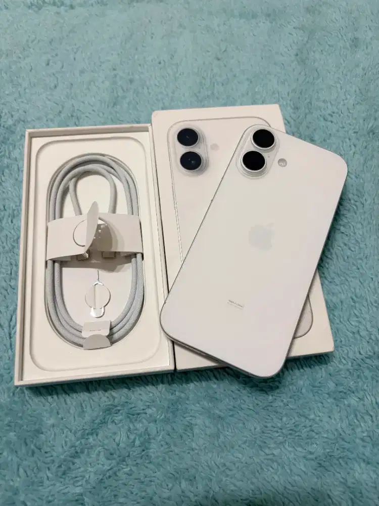 Iphone 17 Putih Ibox Baru 2 bulanan