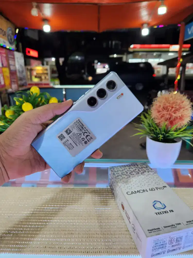 Tecno Camon 40 Pro 5G Ram 8+8Gb/ 256Gb Pemakaian 1 Minggu Like New