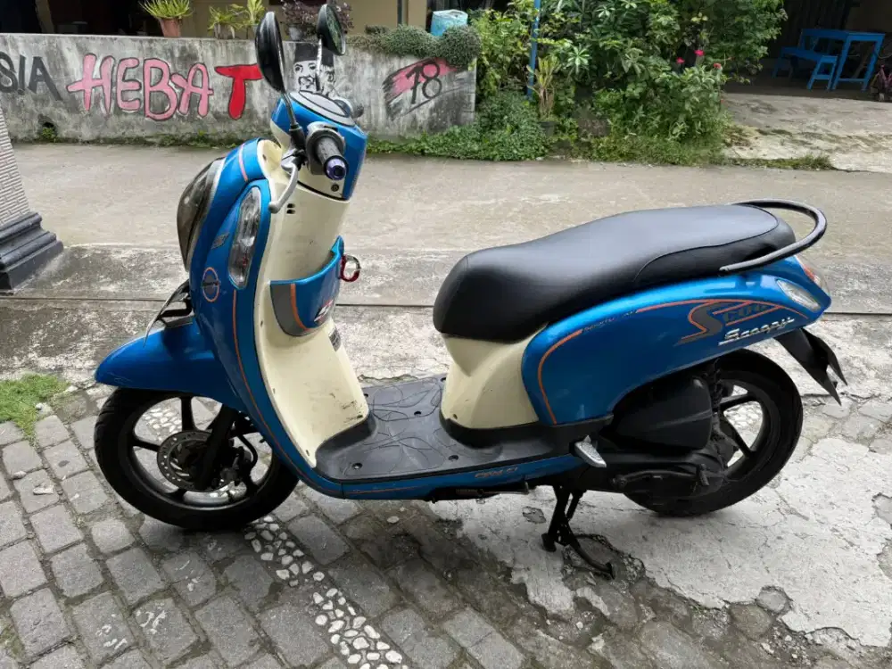 Scoopy injeksi THN 2013 plat AB Bantul