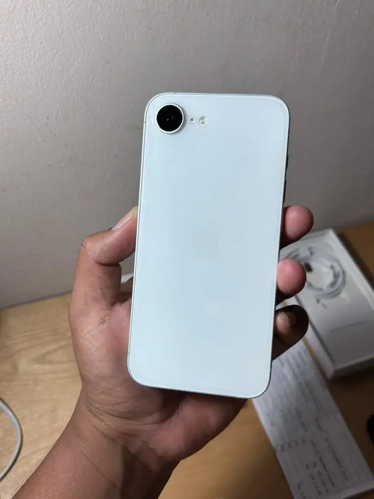 iPhone 16e 128GB Terdaftar Beacukai BH 100% Garansi ON | Sim Sticker