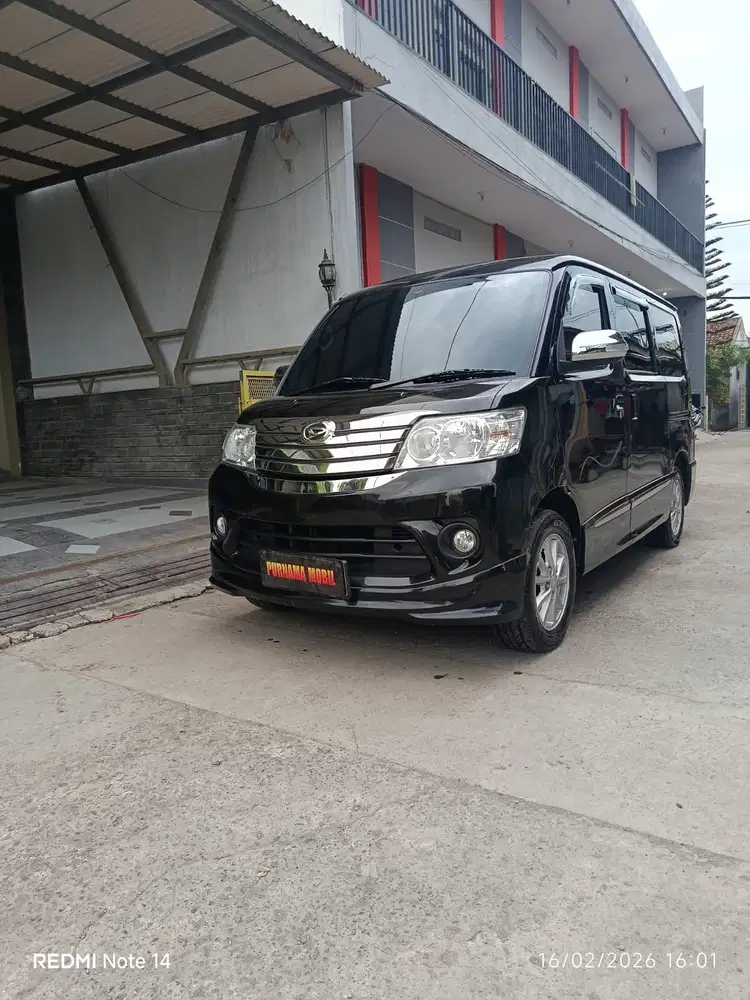 ASLI ANTIK (SEPERTI BARU)Daihatsu Luxio X Type tertinggi,KILOMETR LOW