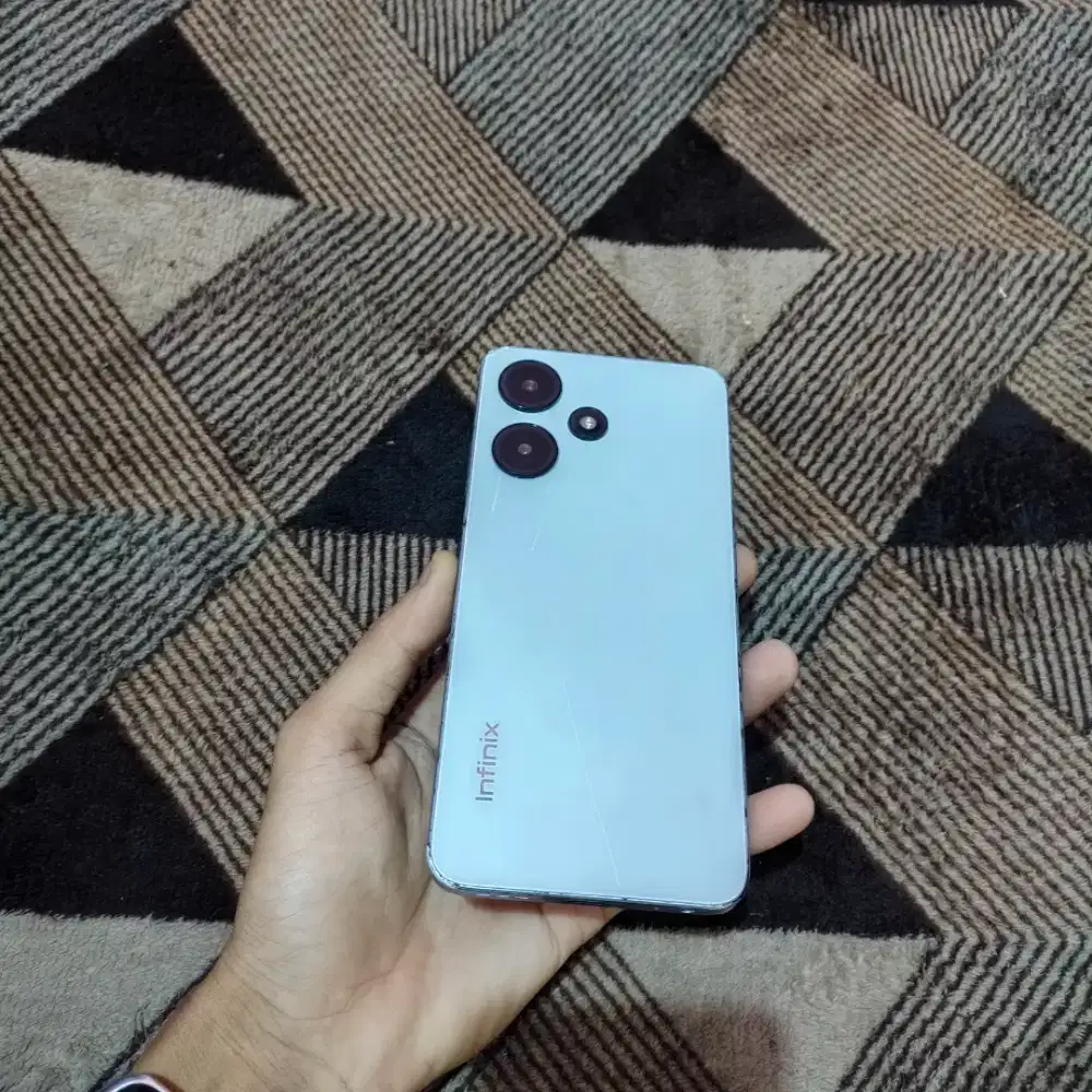 INFINIX HOT 30i 8/128 GB