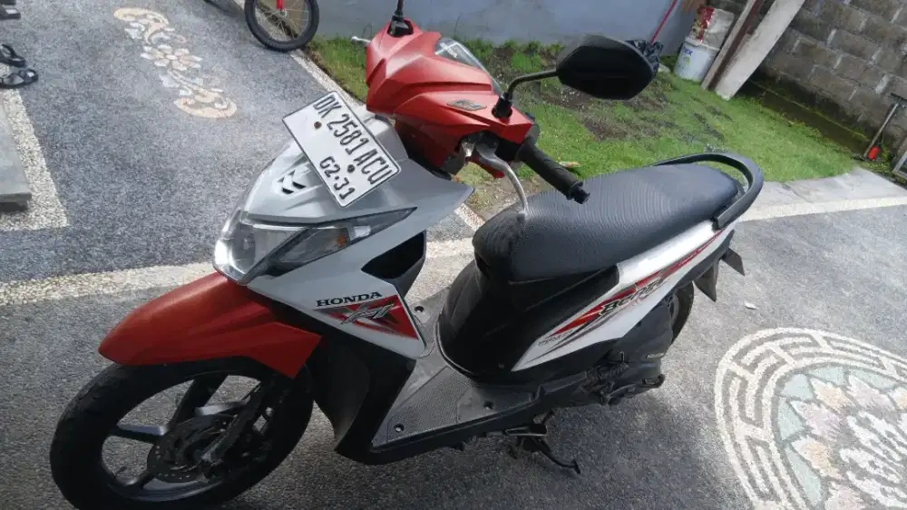 Dijual Honda Beat 2015