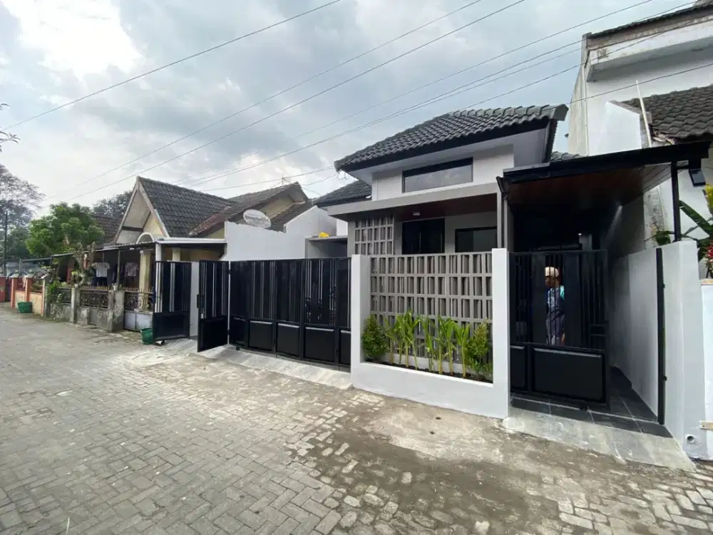 700 Juta Nego! Rumah Baru Staretgis Dekat Mall Ambarukmo Plaza & Kampus Ternama Jogja