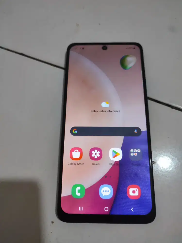 Dijual samsung A51, ram 8/256, hp plus charger