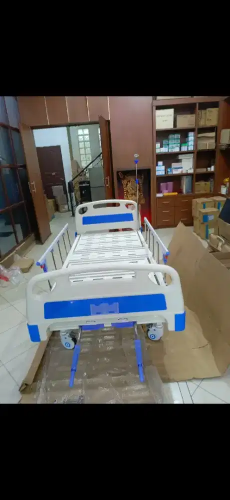 TEMPAT TIDUR RUMAH SAKIT