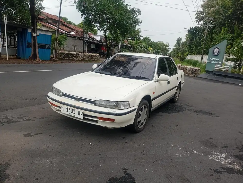 Honda Accord 1993 Bensin