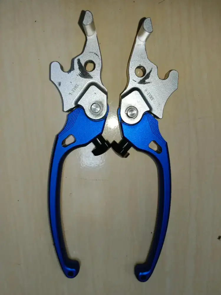 Hendel rem RCB buat X-max baru pake sebulan