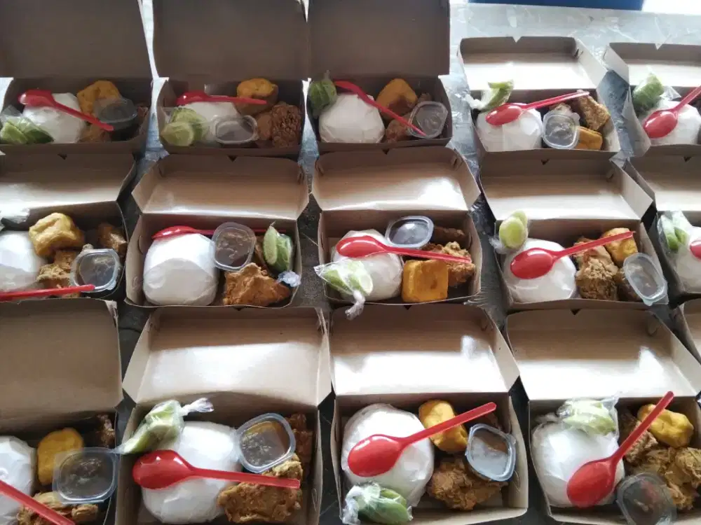 Ditempat makan wanita/Pria (18-30)